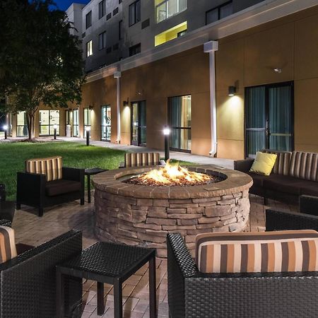 Courtyard By Marriott Charlotte Gastonia Hotel Екстериор снимка
