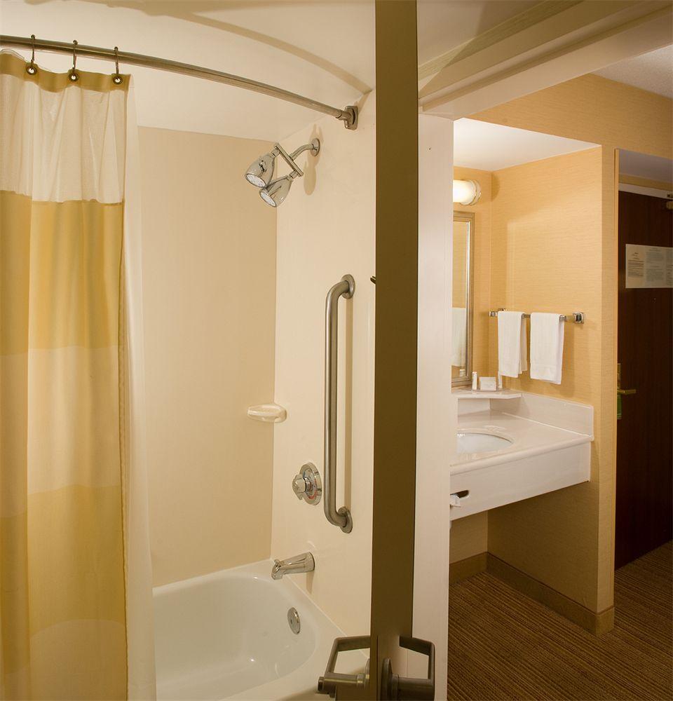 Courtyard By Marriott Charlotte Gastonia Hotel Екстериор снимка