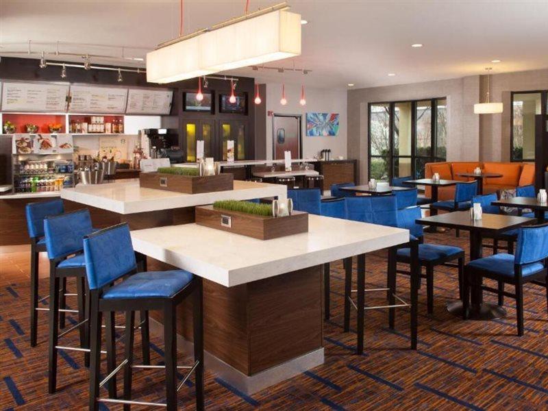 Courtyard By Marriott Charlotte Gastonia Hotel Екстериор снимка