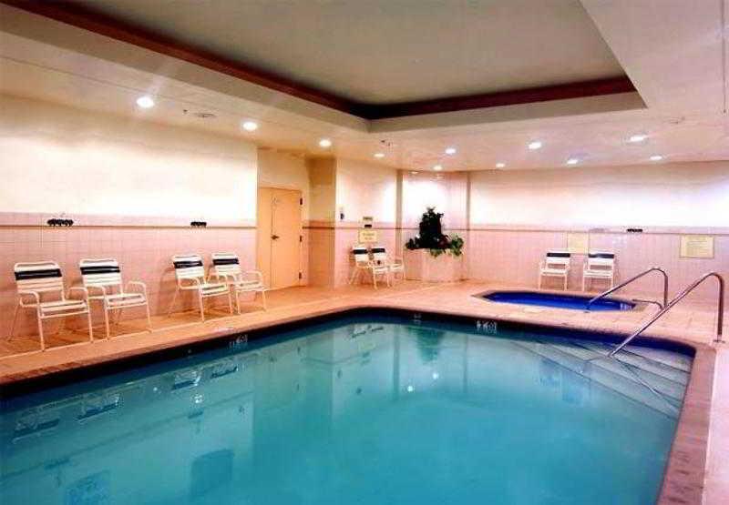 Courtyard By Marriott Charlotte Gastonia Hotel Съоръжения снимка